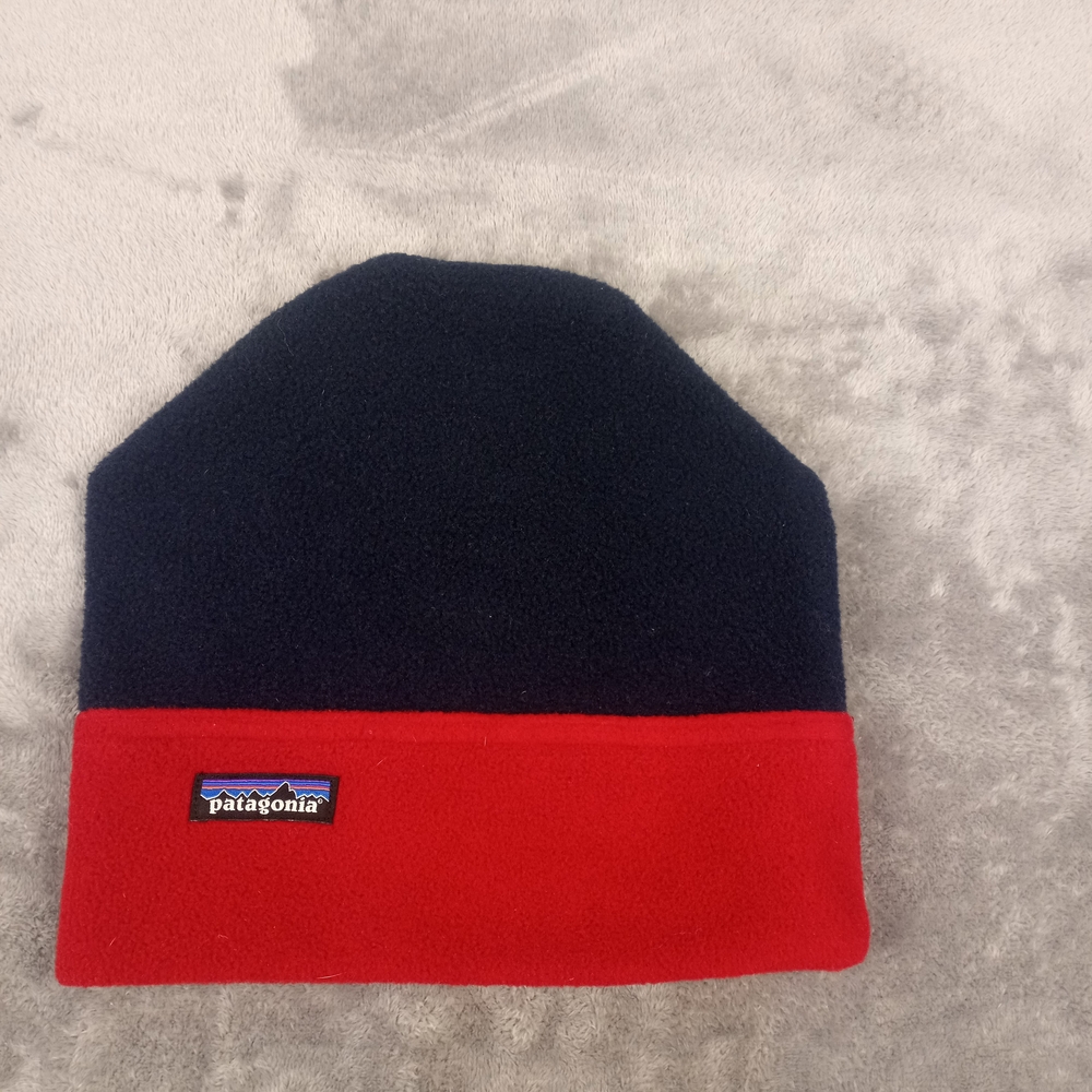 Patagonia Women's Blue and Red Winter Beanie One Size